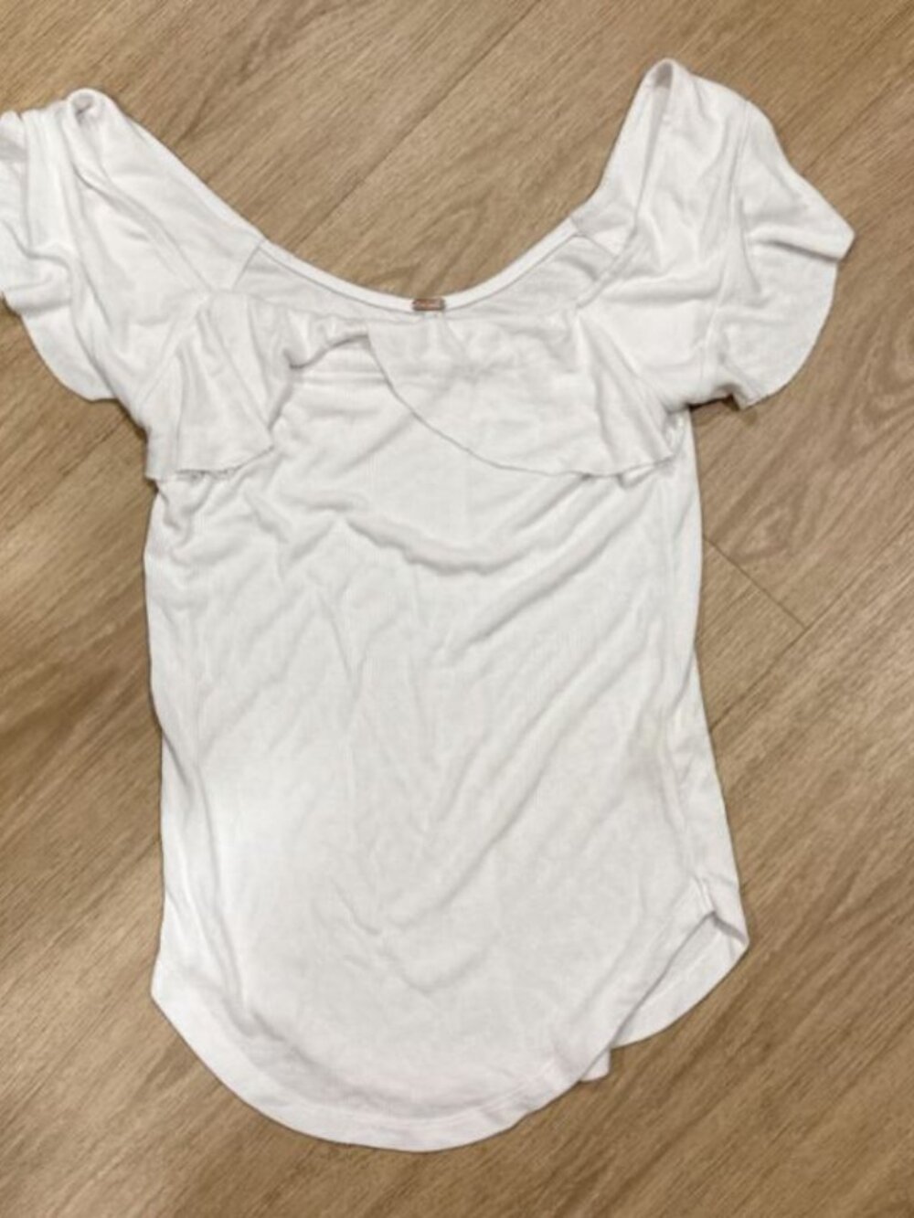 Free People White Ribbed Flounce White Top/Shirt M - Picture 2 of 3